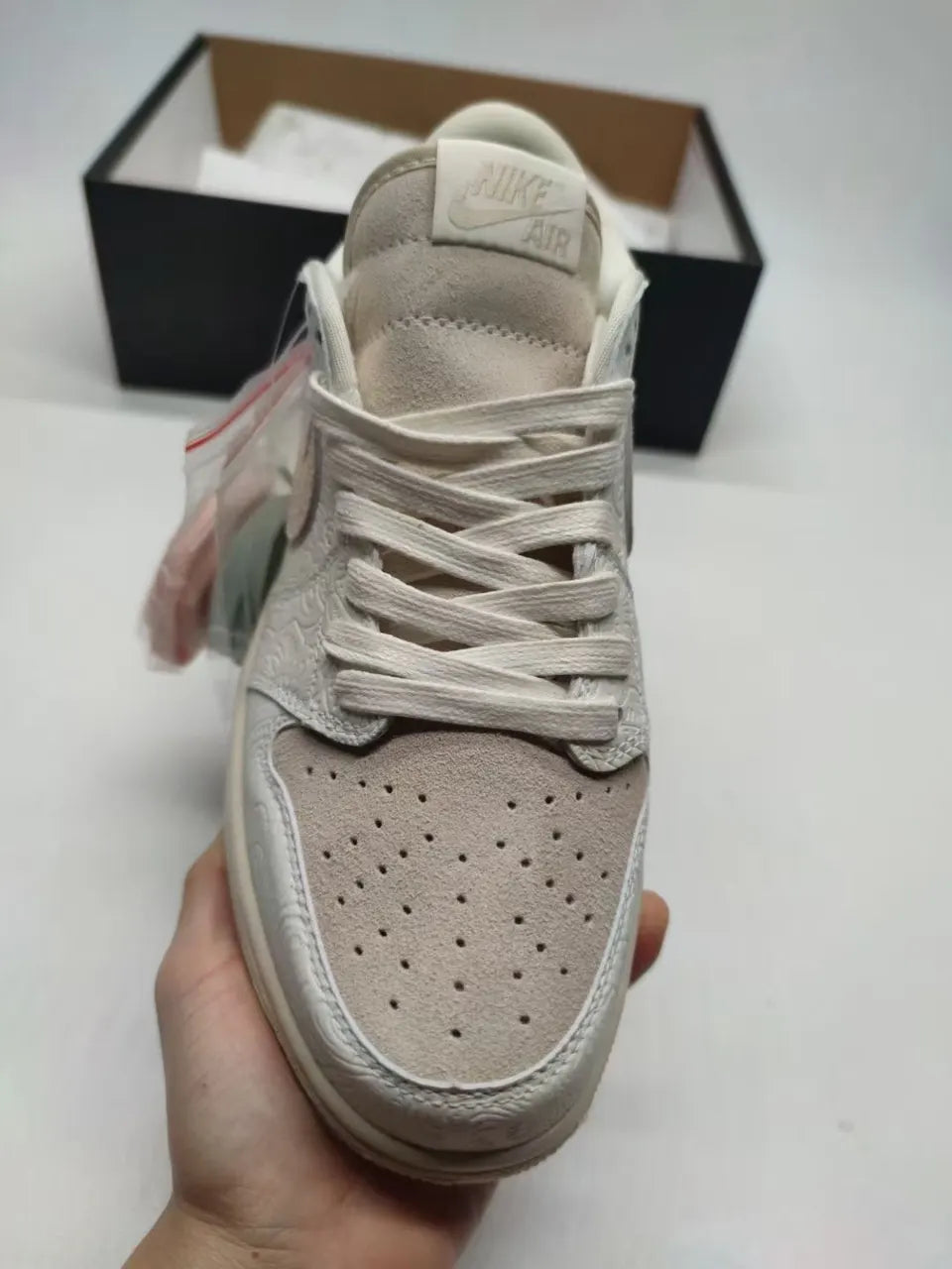 Air Jordan 1 Low Sanddrift