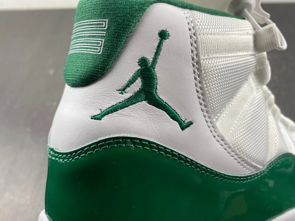 classic Air Jordan 11 Retro Green - Hình 4