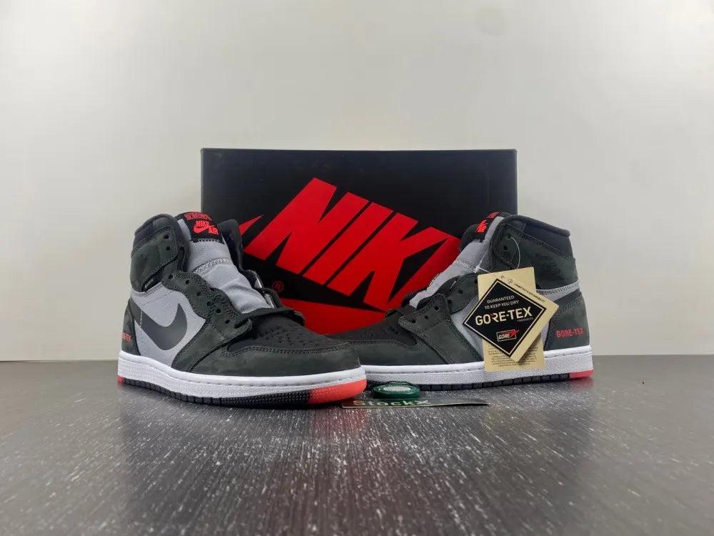 high Air Jordan 1 Gore-Tex Black