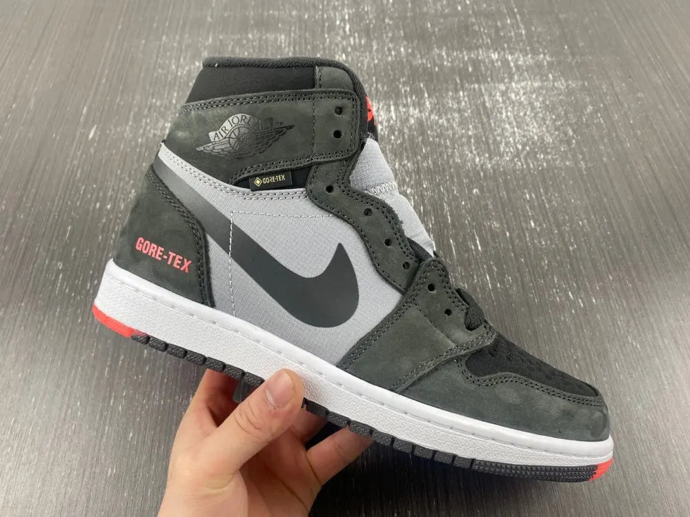 high Air Jordan 1 Gore-Tex Black - Hình 7