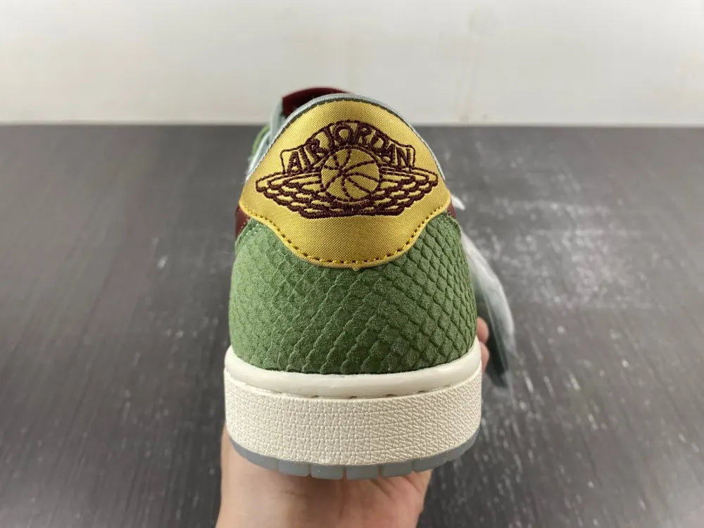 Air Jordan 1 Low Olive Snake - Hình 10