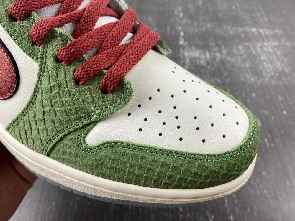 Air Jordan 1 Low Olive Snake - Hình 11