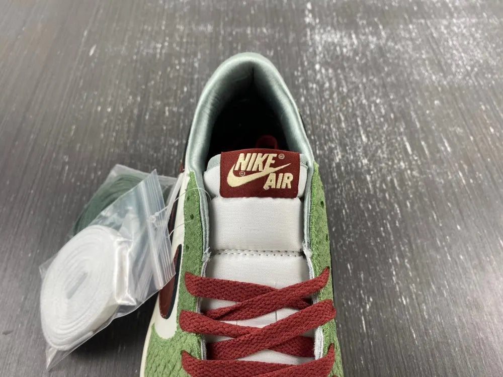 Air Jordan 1 Low Olive Snake - Hình 9