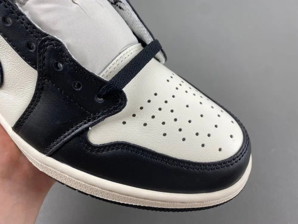 premium Air Jordan 1 Low Black Olive - Hình 4