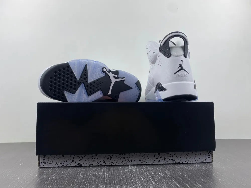 Air Jordan 6 Retro Oreo - Hình 3