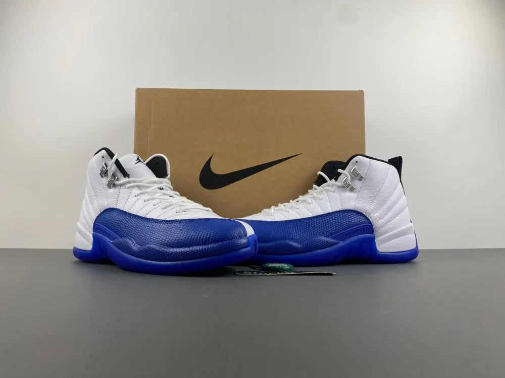 Air Jordan 12 Royal Blue - Hình 15