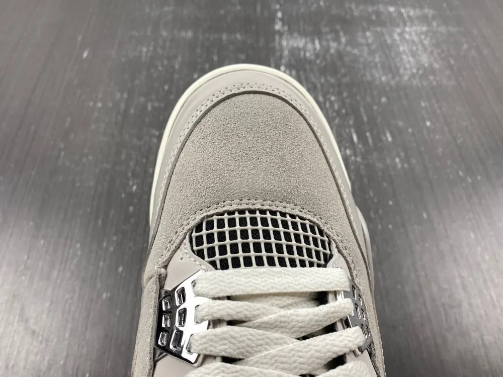 Air Jordan 4 Retro Metallic Silver - Hình 9
