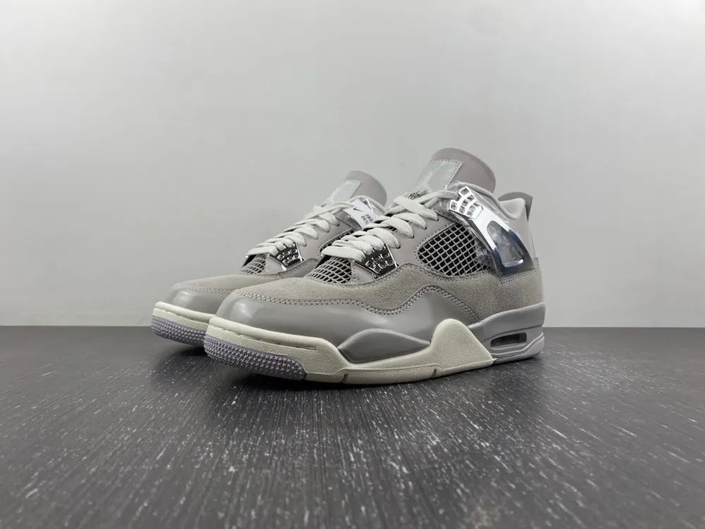 Air Jordan 4 Retro Metallic Silver - Hình 16