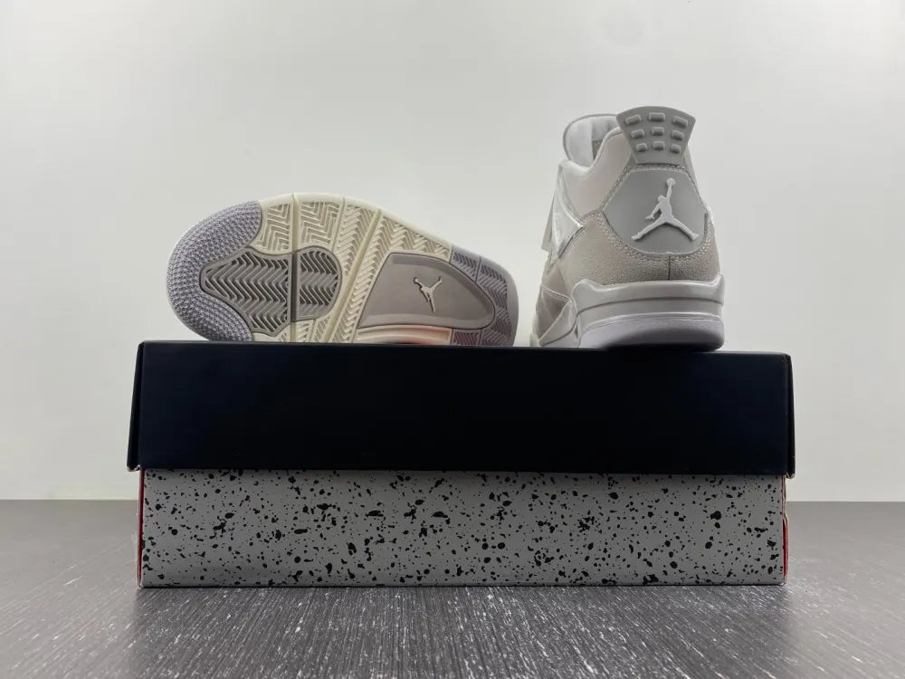 Air Jordan 4 Retro Metallic Silver - Hình 3