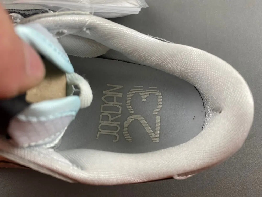 Air Jordan 1 Grey Iridescent - Hình 7