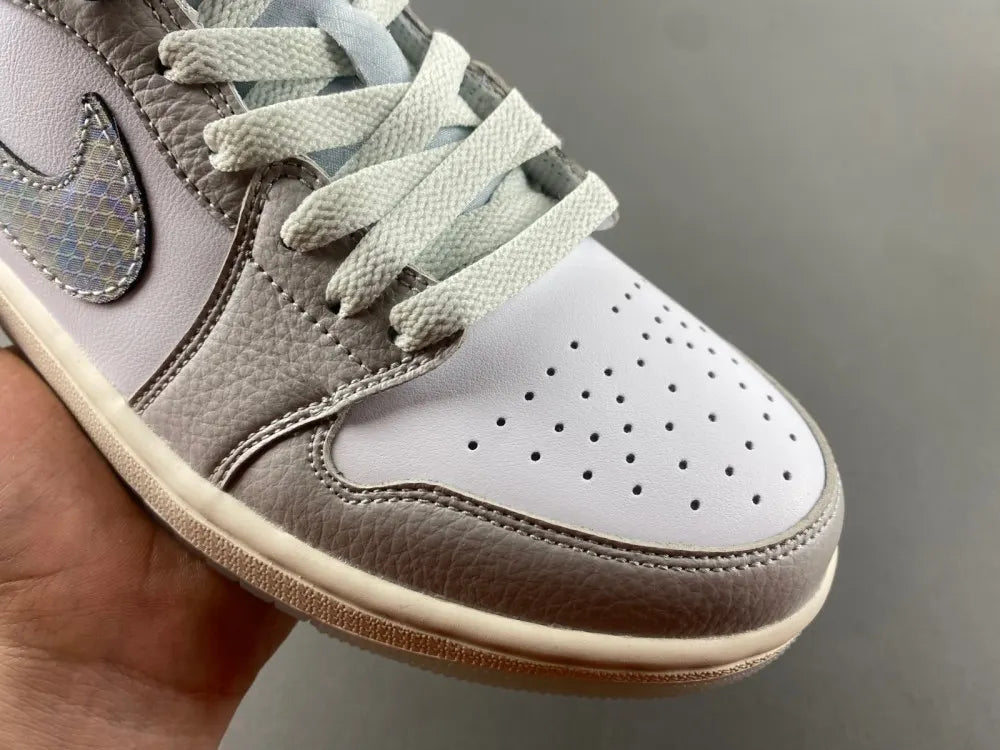 Air Jordan 1 Grey Iridescent - Hình 11