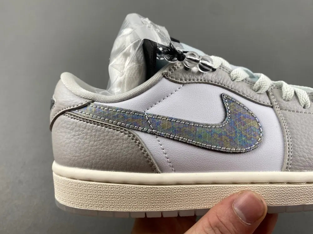 Air Jordan 1 Grey Iridescent - Hình 12