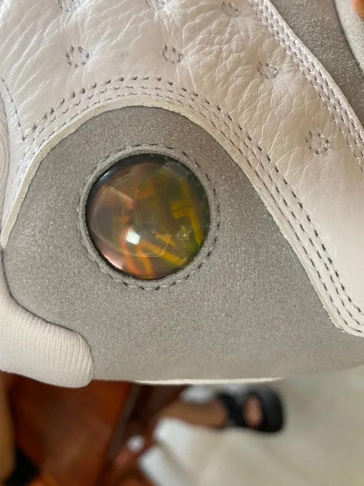 retro Air Jordan 13 White Grey - Hình 2