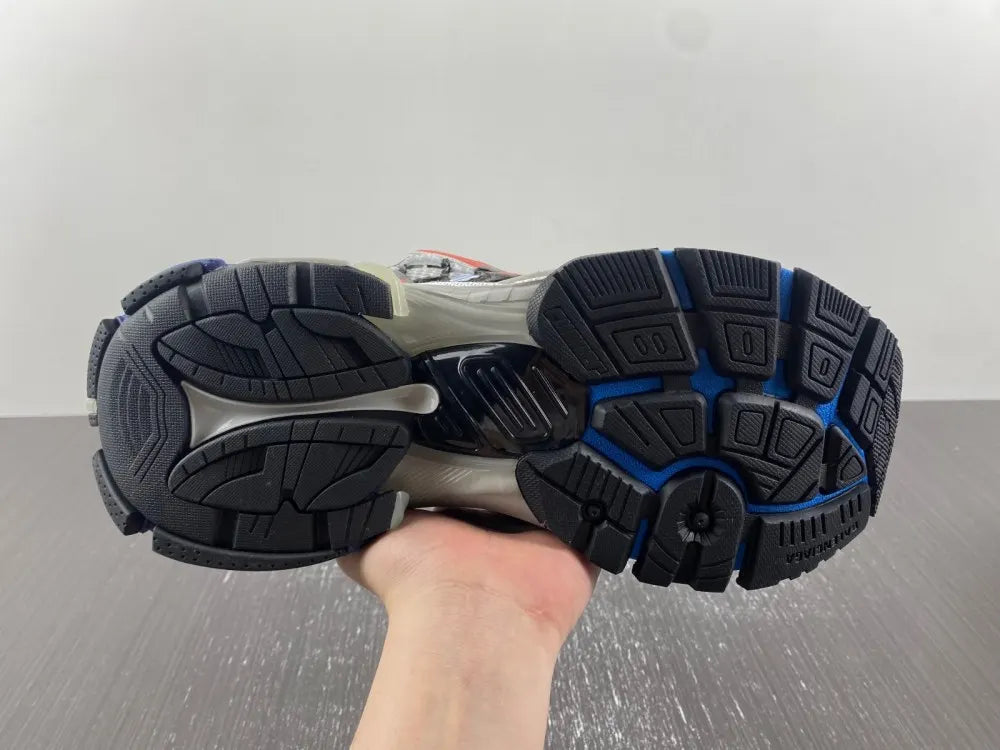 Balenciaga Runner Graffiti Sneaker - Hình 5