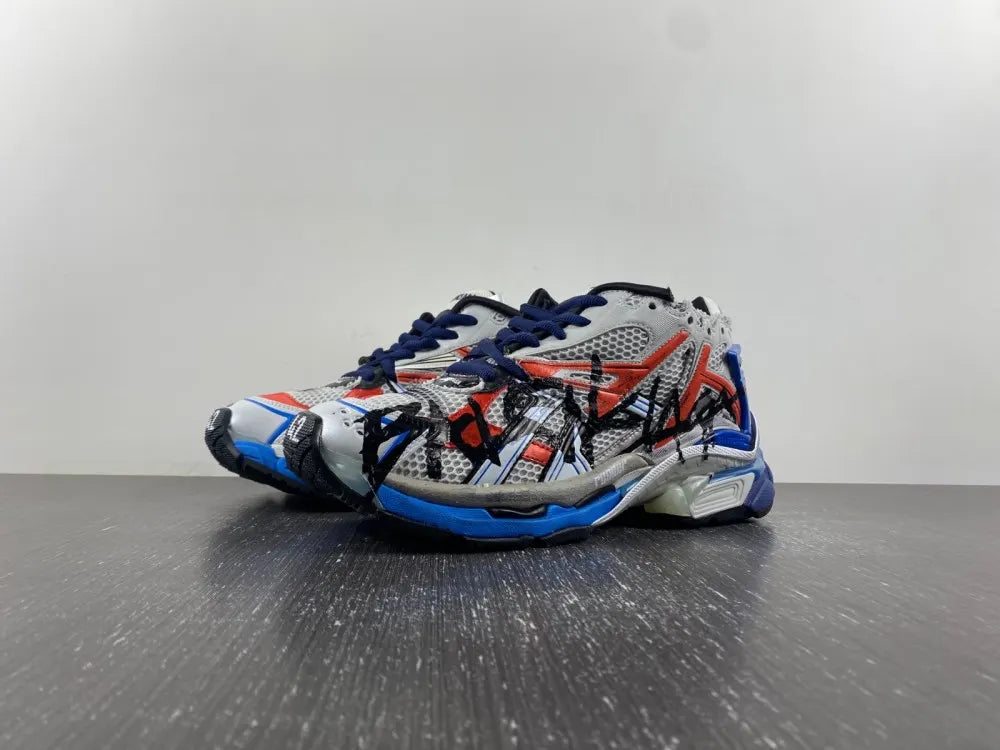 Balenciaga Runner Graffiti Sneaker - Hình 13