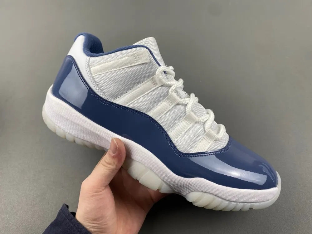 Air Jordan 11 Low Navy White