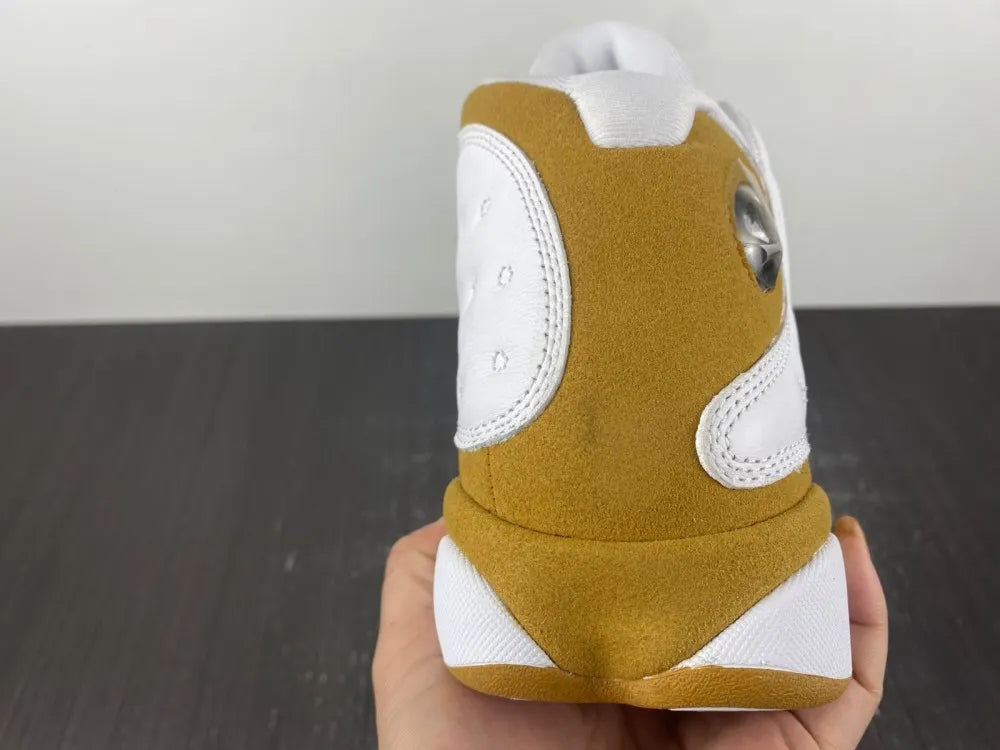 Air Jordan 13 White Baroque - Hình 9